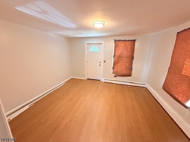 Building Photo - 17 Stoll St