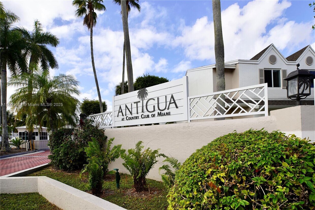 Foto principal - 6755 NW 175th Ln