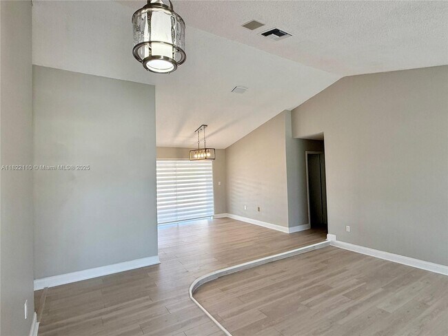 Building Photo - 11561 SW 99th St