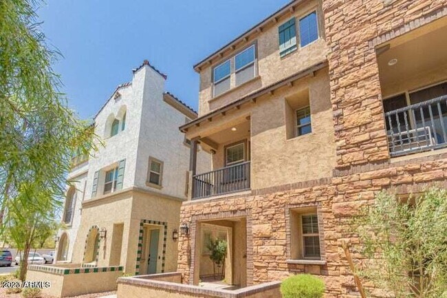 Foto del edificio - 1635 E Dogwood Ln