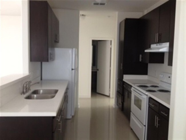 Foto del edificio - 501 Shiloh Dr