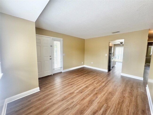 Foto del edificio - 1814 3rd St SE