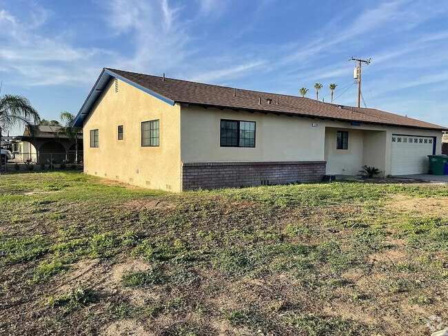 Building Photo - 1238 W Westfield Ave
