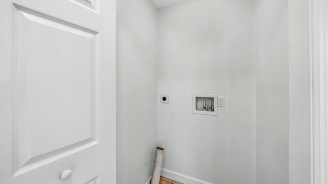 Building Photo - 2108 Sterling Cove Blvd