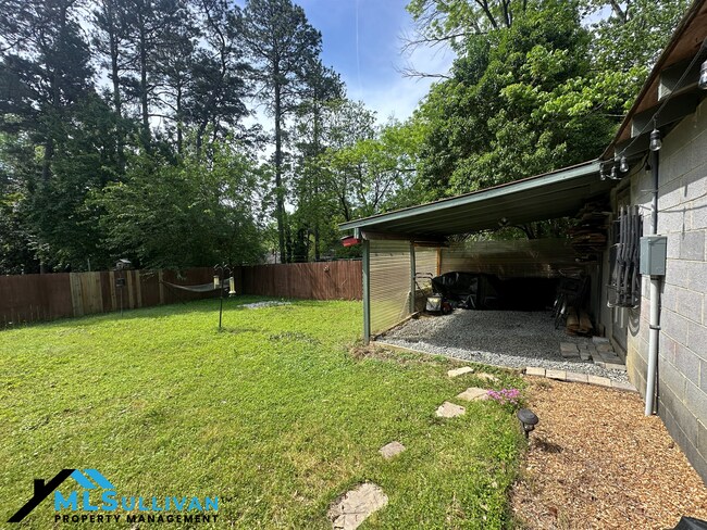 Building Photo - 1516 London Cir