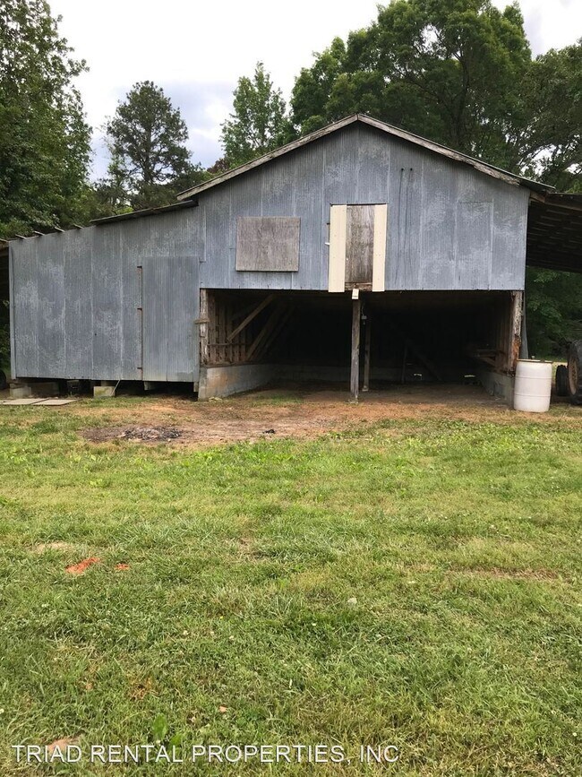 Building Photo - 3 br, 2 bath House - 5479 ANTIOCH CHURCH RD