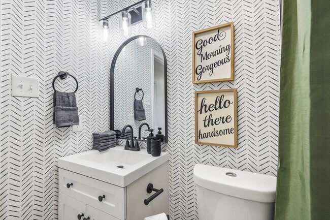 Foto del edificio - 2160 E Arkansas Ln