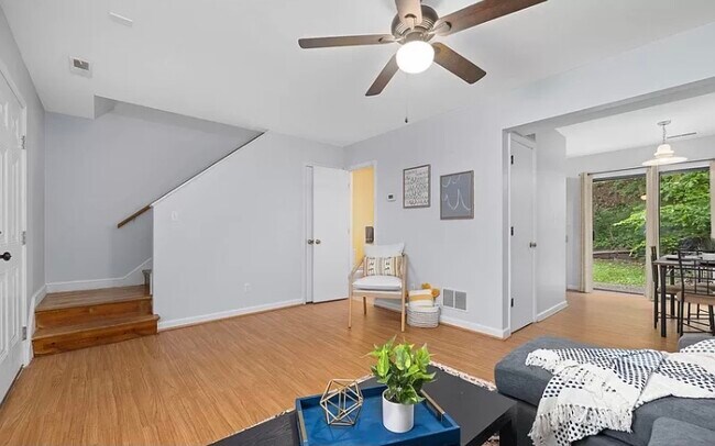 Foto del edificio - 1190 Pine Haven Ct