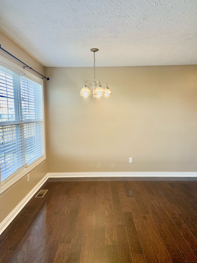 Foto del edificio - 115 Kodiak Ct