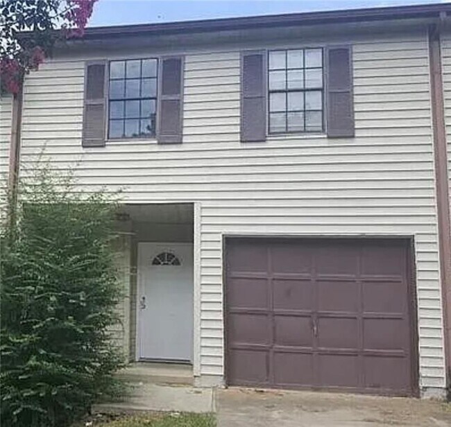 Foto del edificio - 2305 Pine Tree Trail