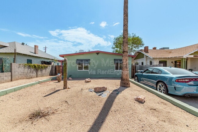 Photo - 1117 N 13th St House