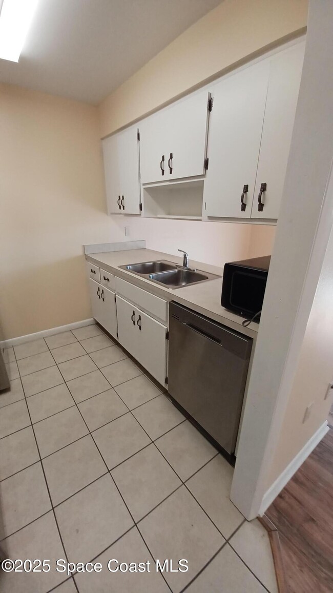 Building Photo - 217 San Paulo Cir