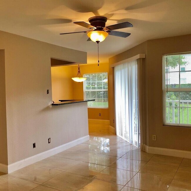 11574 Westwood Blvd Unit 1116, Orlando, FL 32821 Condo for Rent in