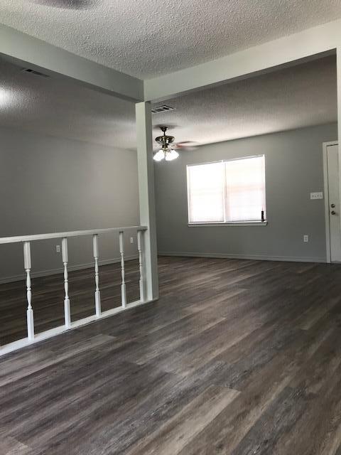 Building Photo - 5825 Reinke Dr