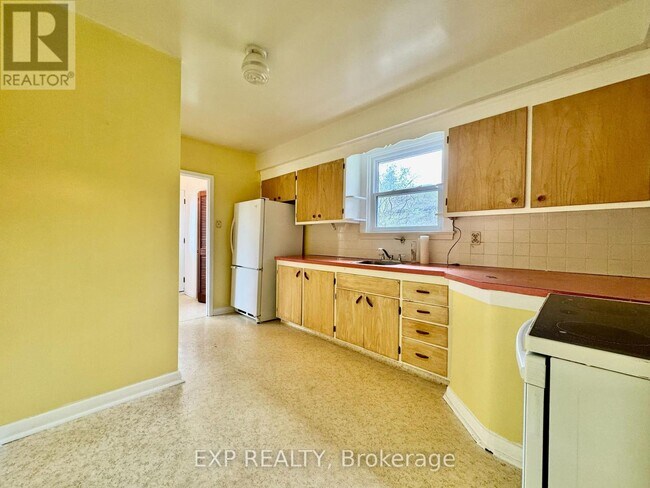 Photo du bâtiment - 29 Bayview Pkwy