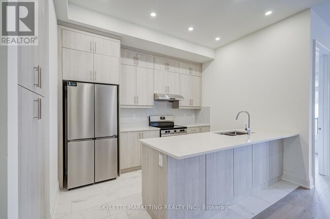 Building Photo - 3298 Azam Wy