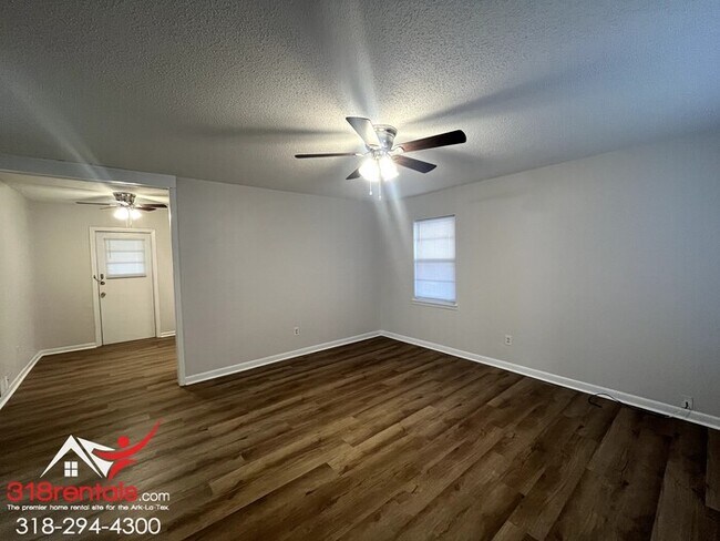 Foto del edificio - 4811 Sheryl St