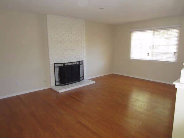 Building Photo - 1224 W Hoffer St