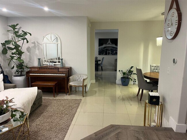 Foto del edificio - 10866 NW 51st Ln