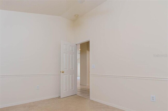 Foto del edificio - 17128 Falconridge Rd