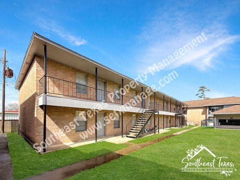 Foto principal - 4110 Arthur St