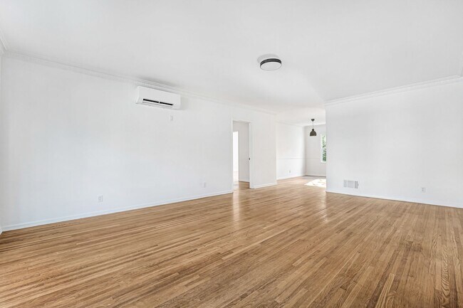 Foto del edificio - Newly updated 2-Bedroom 1-Bath Residence in the Heart of Los Feliz