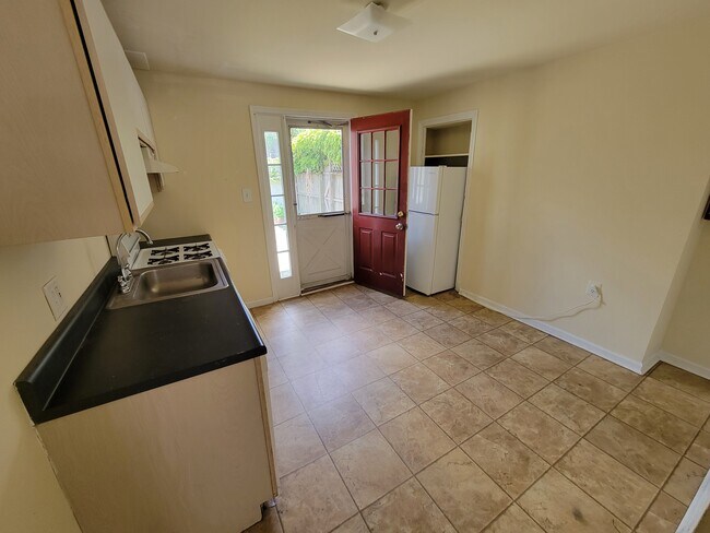 Foto del edificio - 225 Pierce St