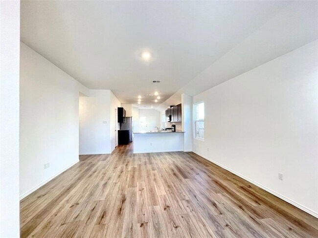 Foto del edificio - 140 Canley Lp
