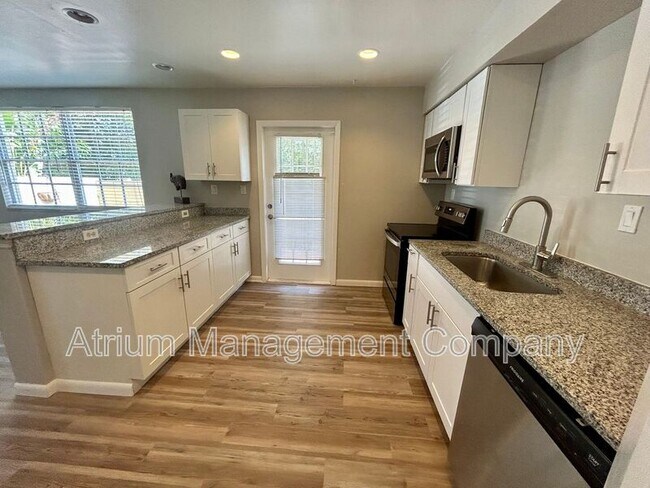 Foto del edificio - 608 S Lincoln Ave