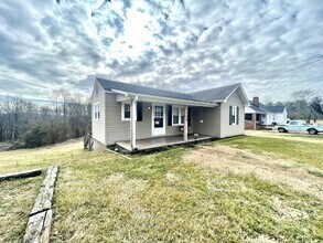 Building Photo - 14224 Elkin Hwy