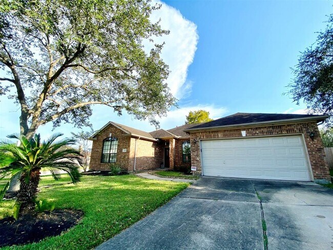 Foto del edificio - 16803 Bay Ledge Ct