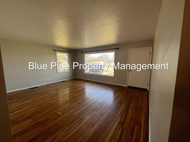 Foto del edificio - 714 E 15th St