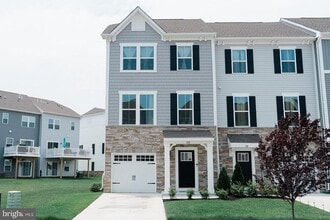 Building Photo - 112 Kohlmyer Dr