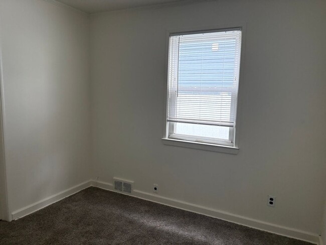 Foto del edificio - 611 N Michigan Ave