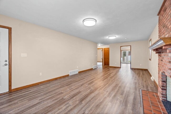 Building Photo - 1506/1508 Jessica St