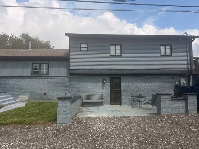 Building Photo - 124 Bellefontaine St