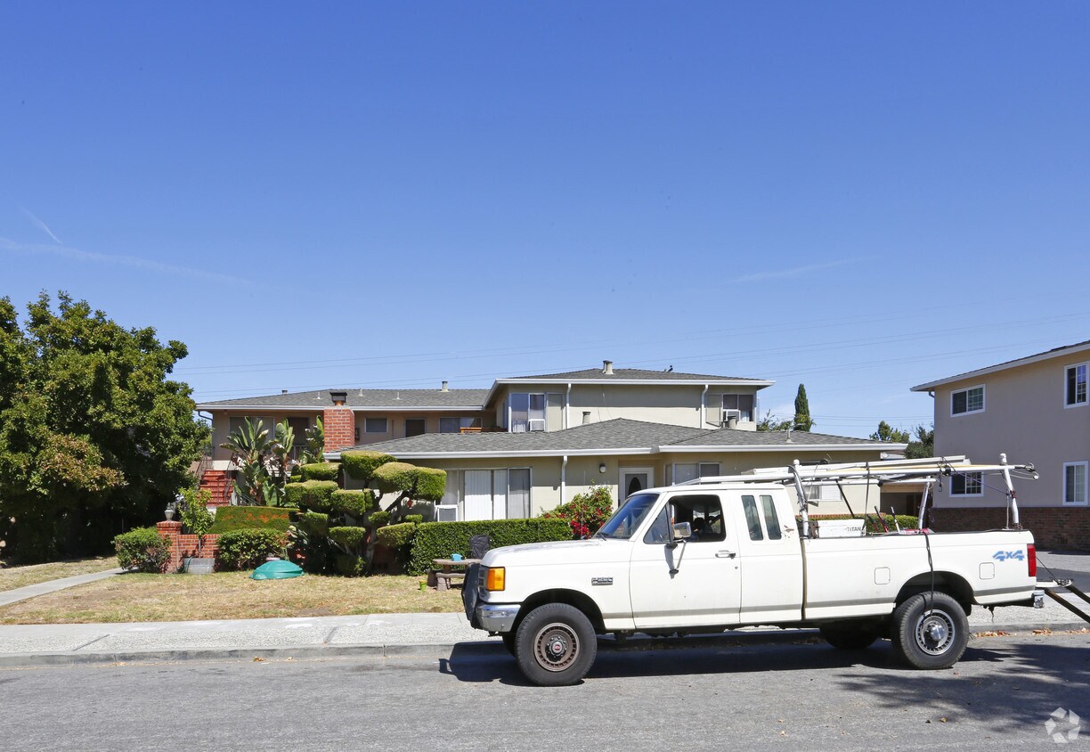 Foto del edificio - 1235 Parkington Ave