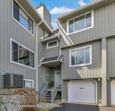 Building Photo - 5 Island View Way