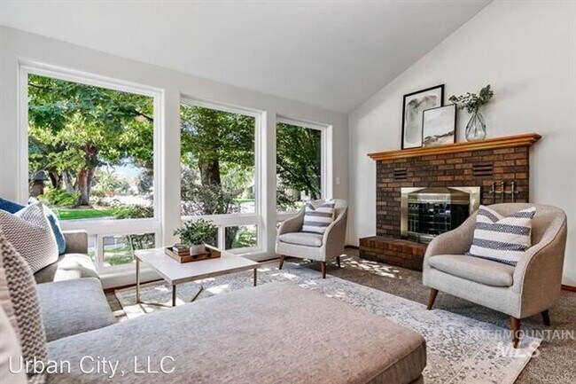 Foto del edificio - 3 br, 2.5 bath House - 3709 S. Vintage Way