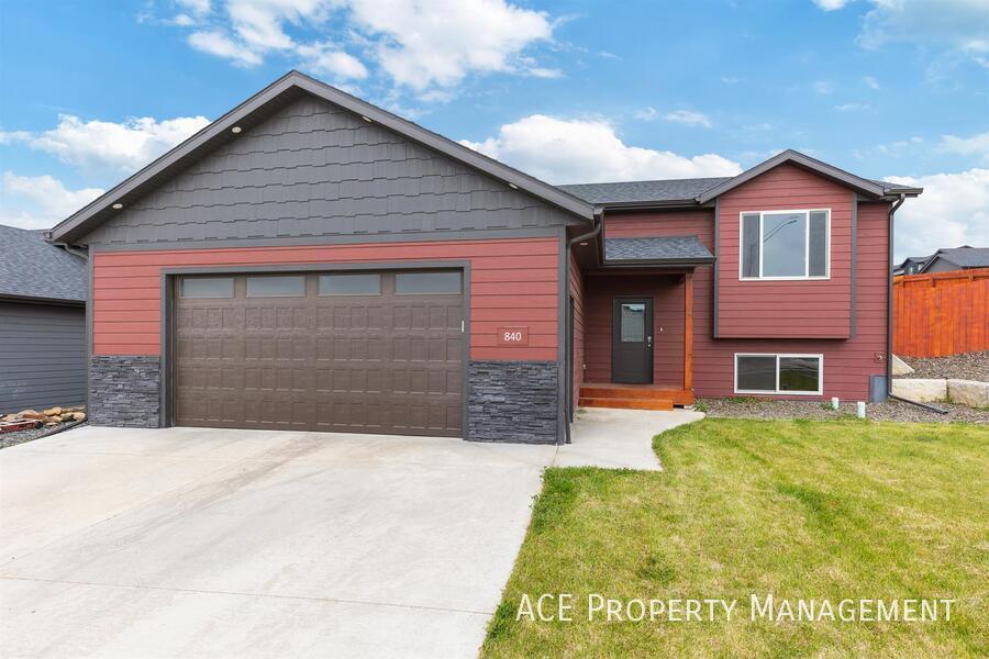 Foto principal - 840 Jones Dr