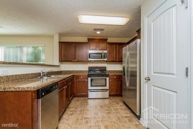 Foto del edificio - 8461 Lawson Dr