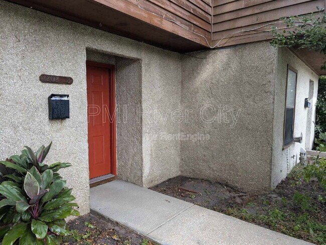 Building Photo - 1202 Maitland Ave