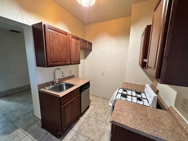 Photo - For Rent House