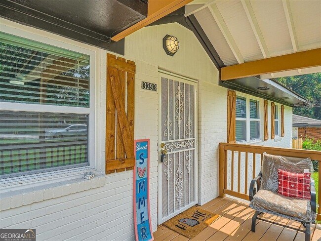 Foto del edificio - 3393 Adkins Rd NW