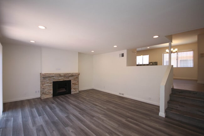 Building Photo - 1508 Dixon St