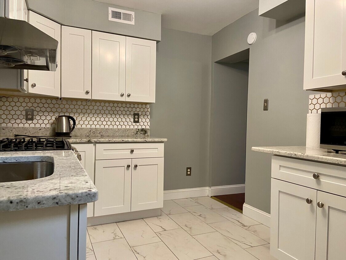 Foto principal - 910 Winter St