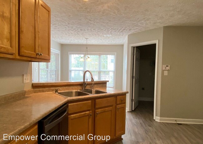 Building Photo - 3 br, 2.5 bath House - 645 Crystal Spring ...