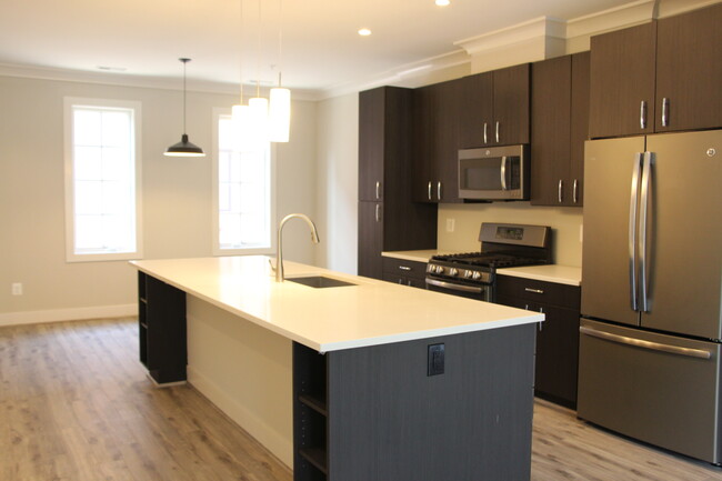 Foto del edificio - 908 N Buchanan Ct