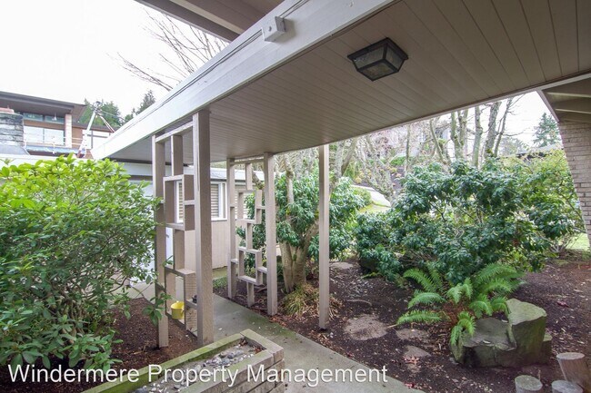 Foto del edificio - 3 br, 1.5 bath House - 1123 Viewland Way