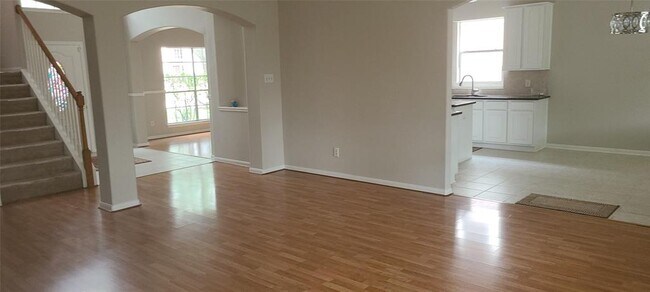 Building Photo - 13910 White Oak Springs Dr